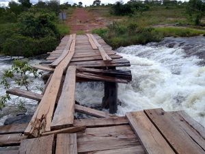 Ponte sobre o Rio Balsas, ESEC Serra Geral do Tocantins